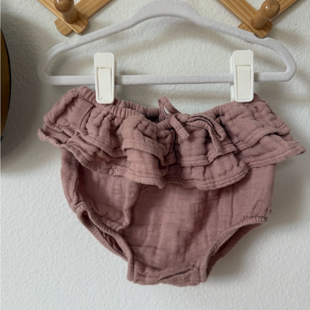 Jamie Kay skirted Bloomer